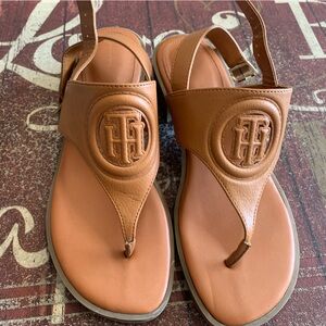 Tommy Hilfiger Cognac Leather Thong Sandals with Embossed Logo